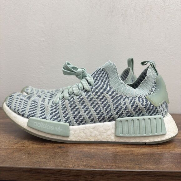 Adidas NMD_R1 STLT PRIMEKNIT 'ASH GREEN' Women Size 9 Running Shoes LIKE NEW - Picture 1 of 10